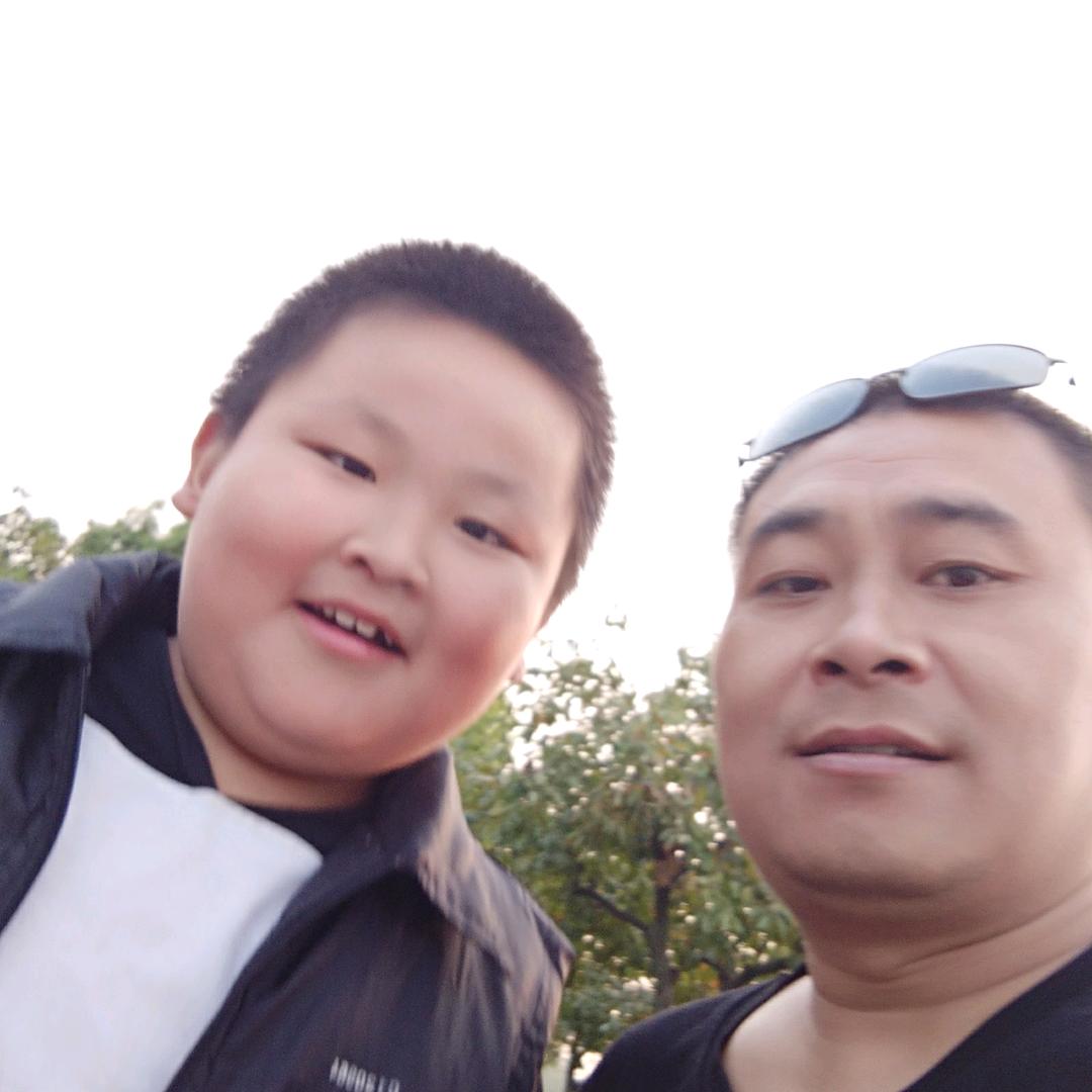 卢彦奇教练班高托散打青年队张松杰