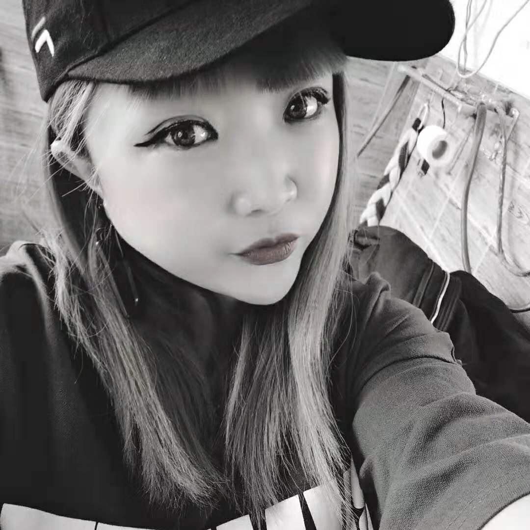 影儿🎤用心唱歌