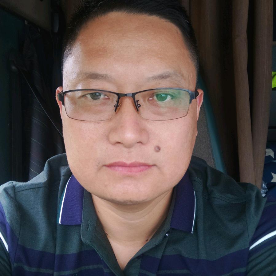 眼镜哥哥
