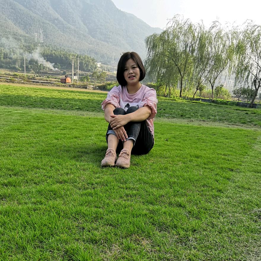 @小丽