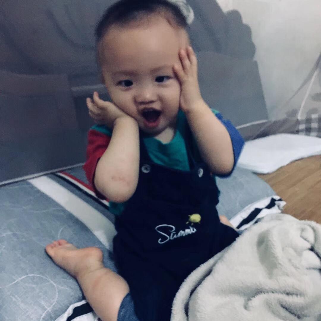 希希爸爸
