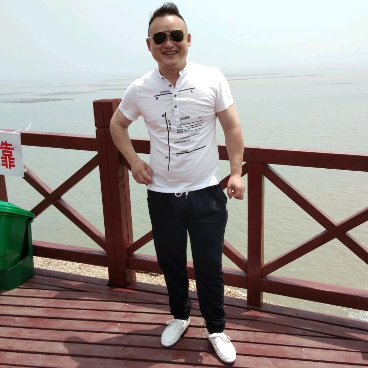 朱坤