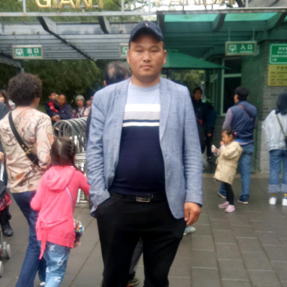 沉默桃花朵朵开