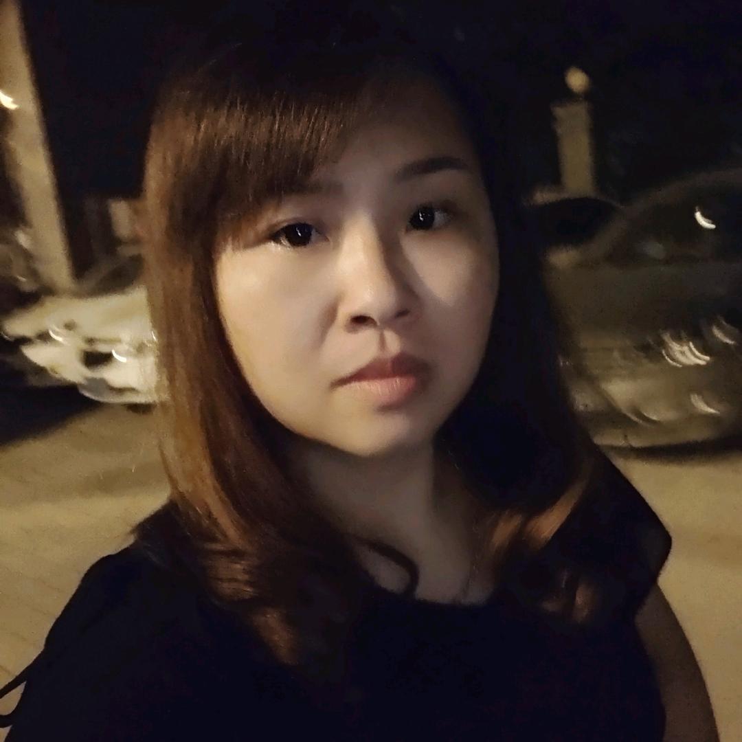 @霞霞