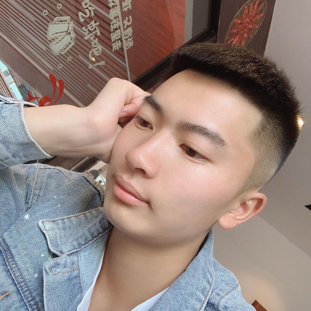 醉成都鲜切牛肉·串串火锅