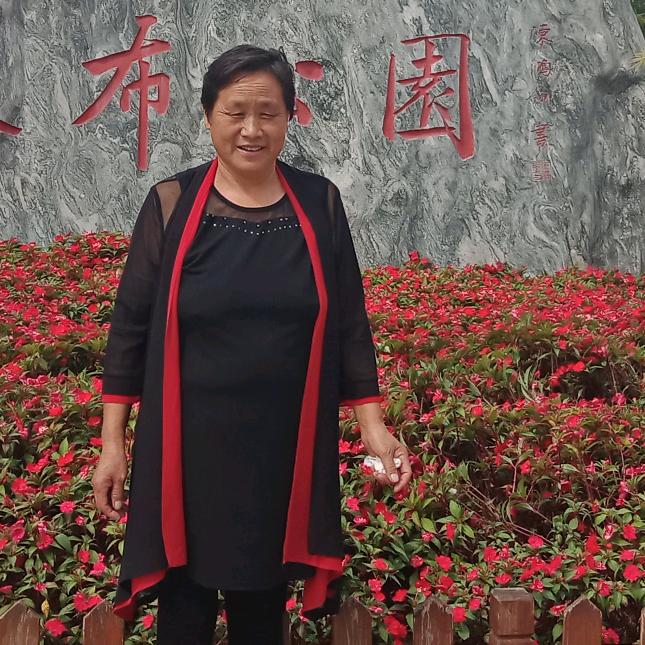 家乐的奶奶。
