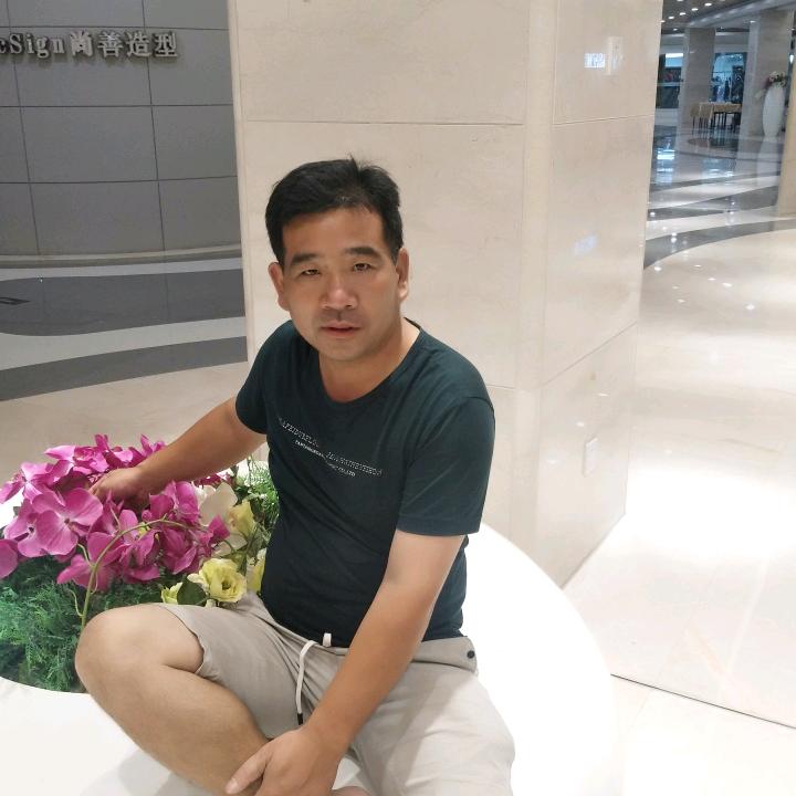 袁强