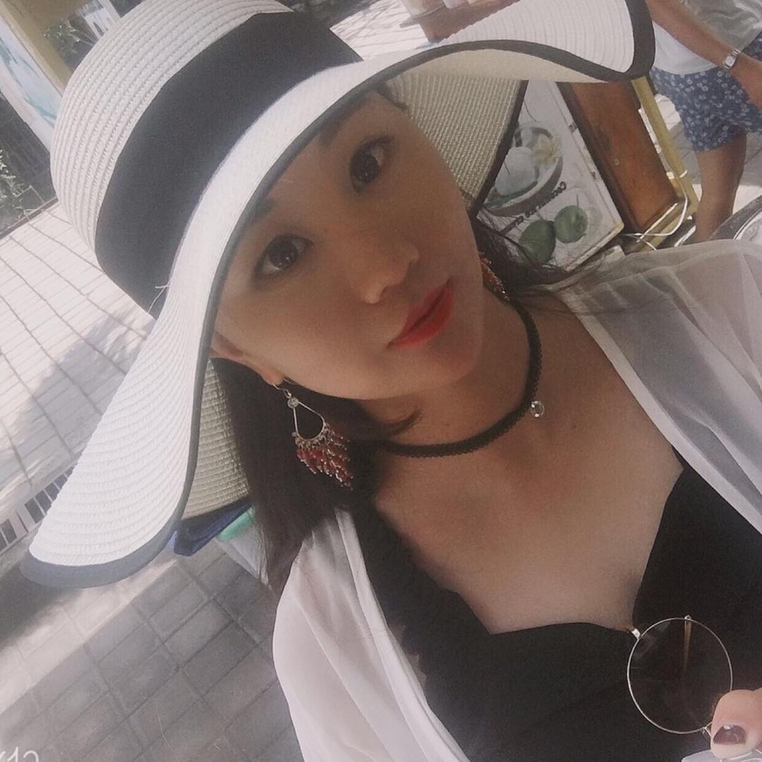 高小猪的饲养员妈沫