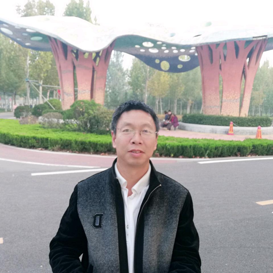 六小龄童