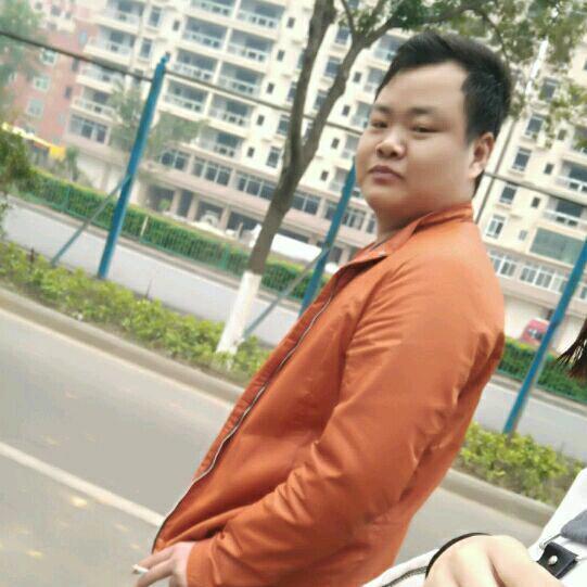 龍英俊               ✌(