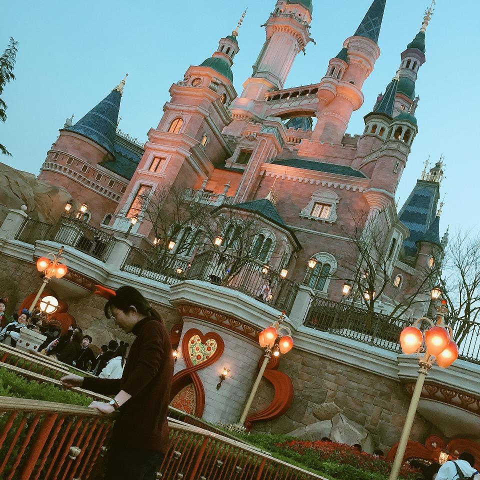 成秀妍要开心啊