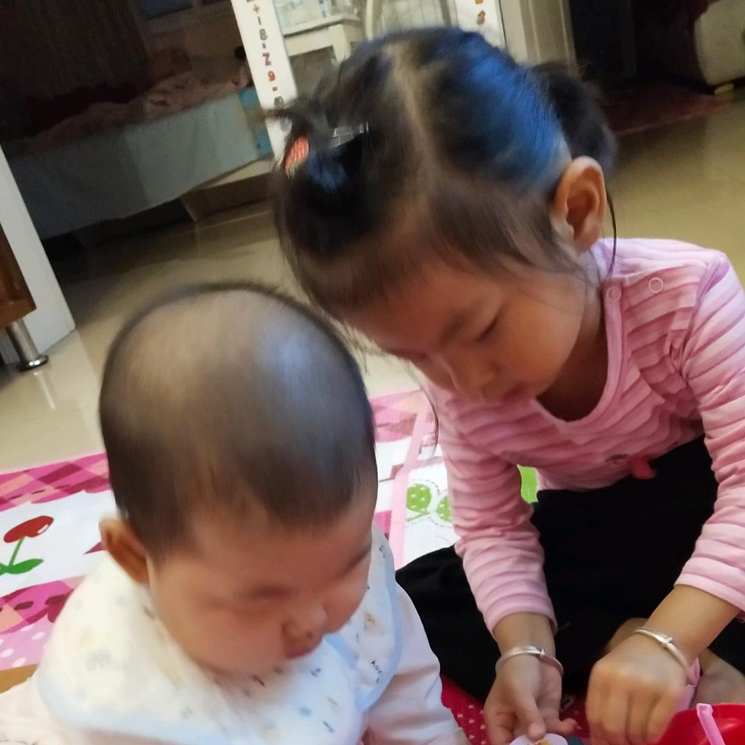 孟娜