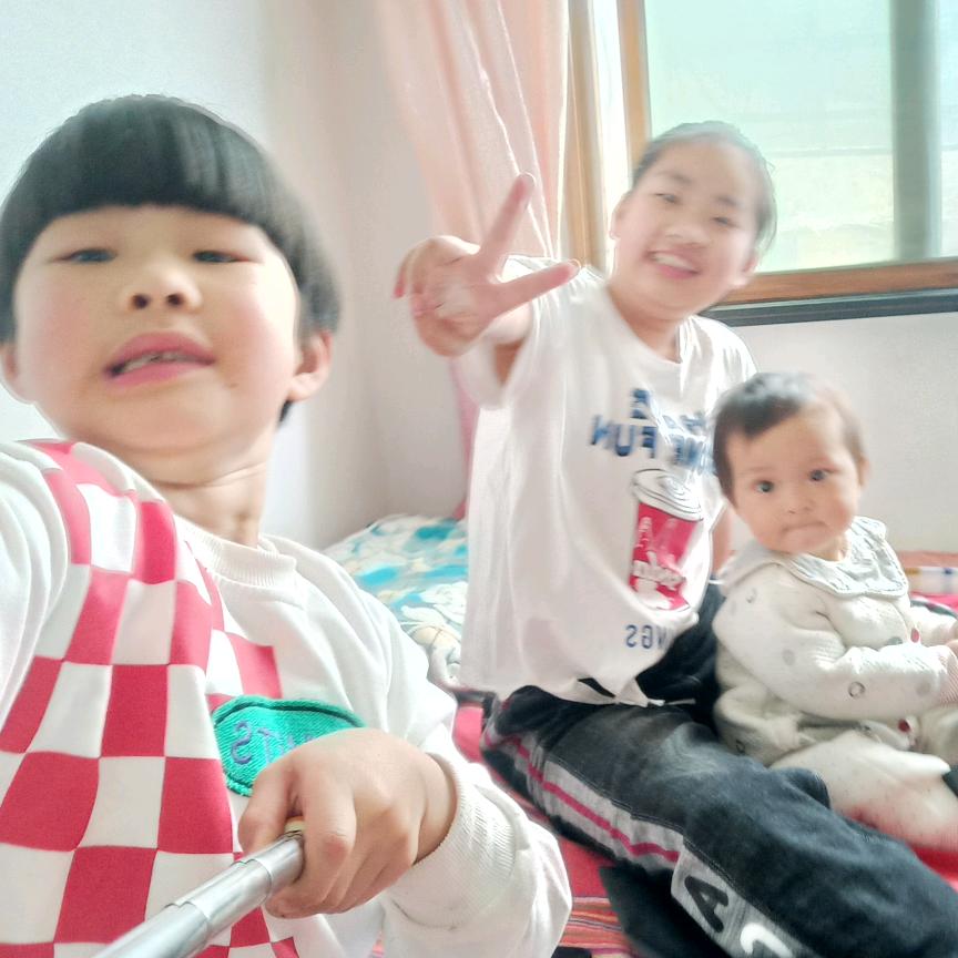 用户三娃伊洢依