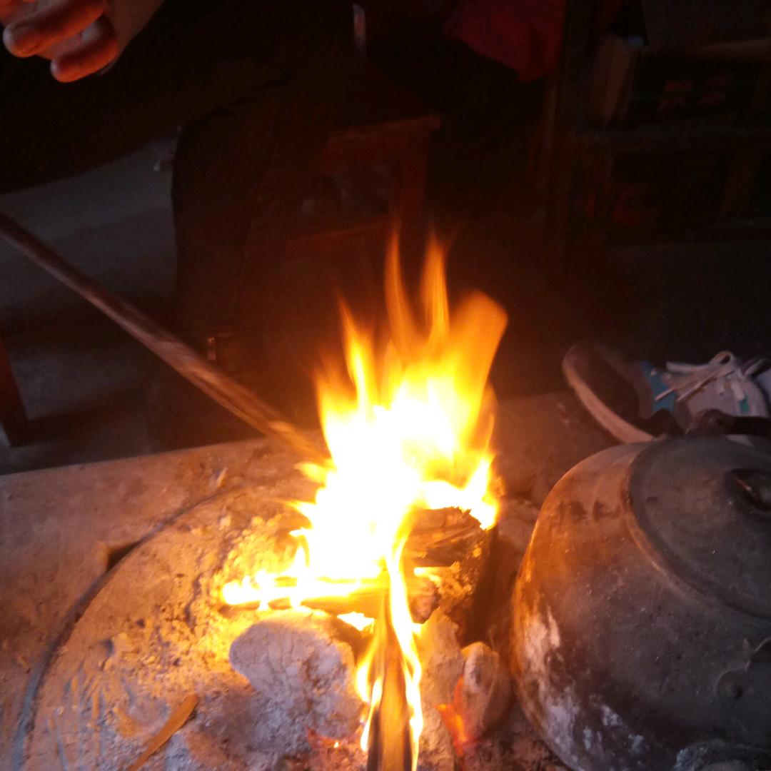 山阳县鑫泰二手车