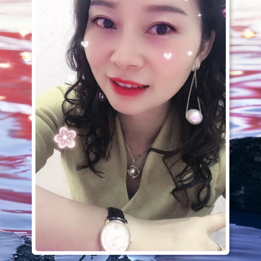 笏石芳芳