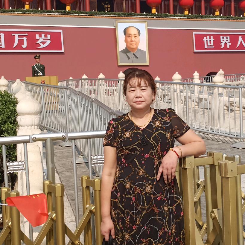 我虽。胖，但我快乐。二