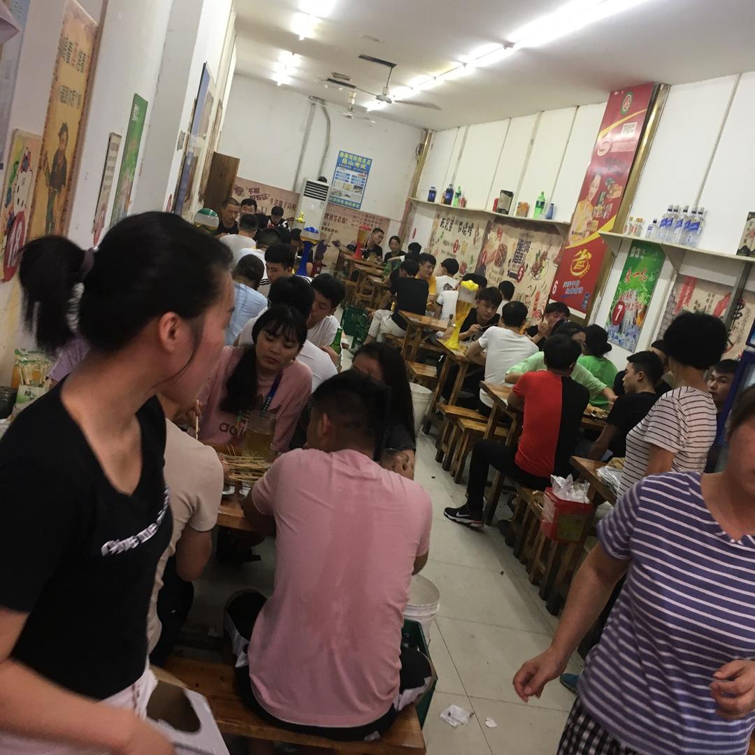 昆山市陆家镇热火烧烤三店