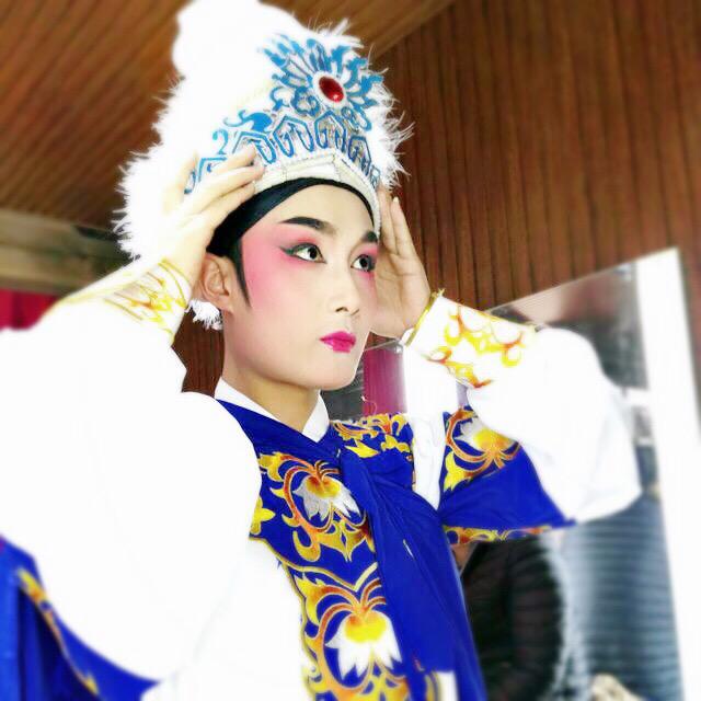 欧阳可（黄梅戏演员）