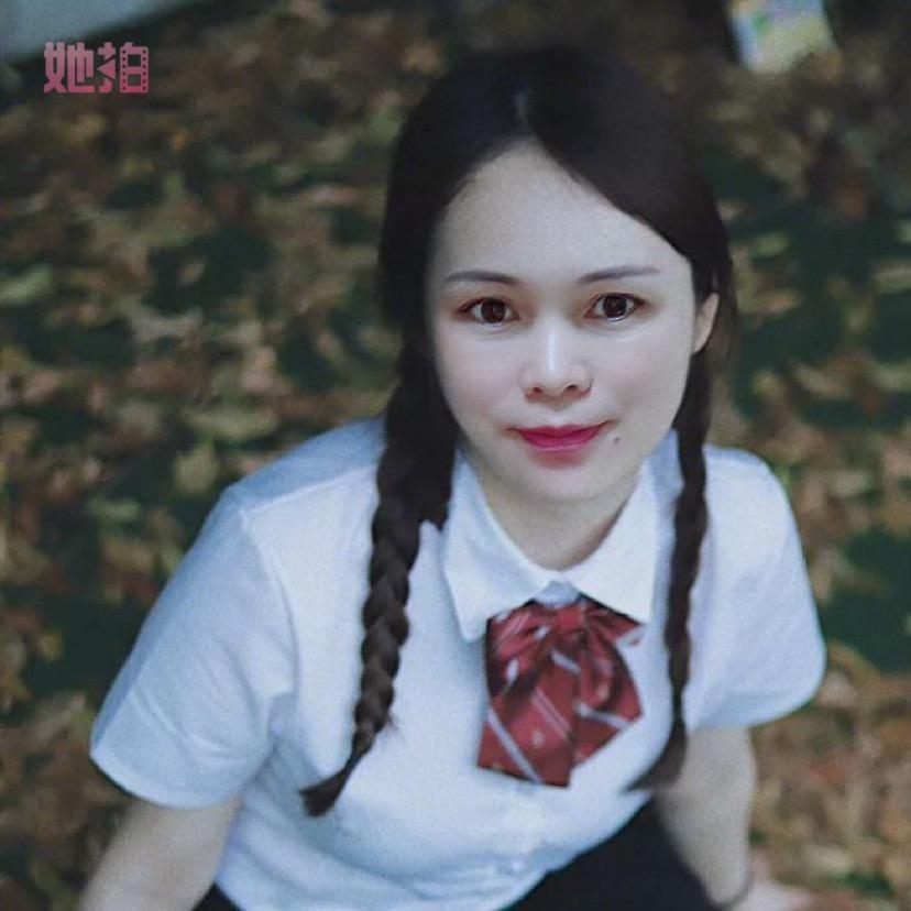 小霞