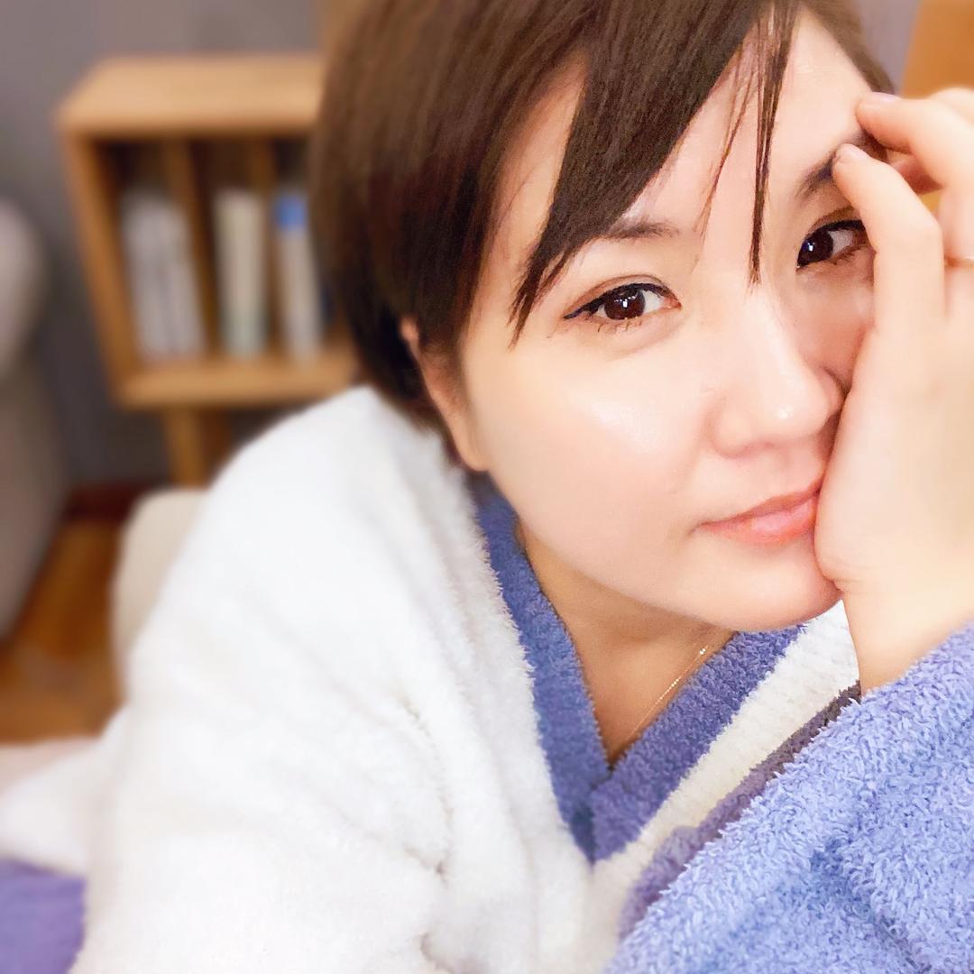 衣秀故事女装