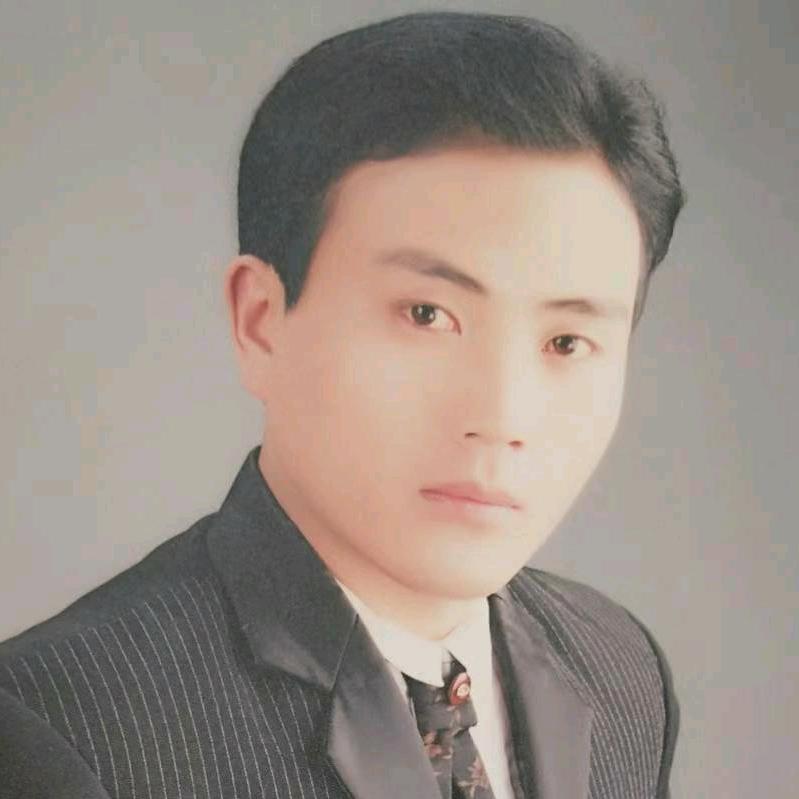 巜吃得人中苦，方能人上人》