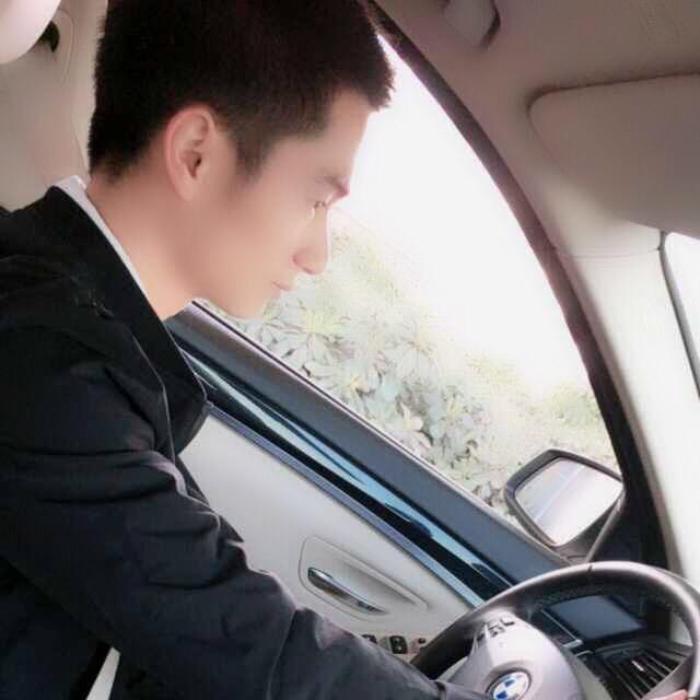 家灿