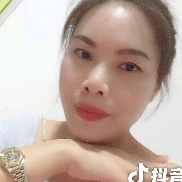 独角戏。