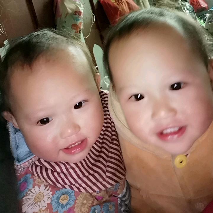 80后五个孩子的妈妈