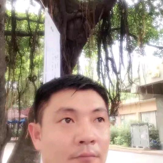 王利伟