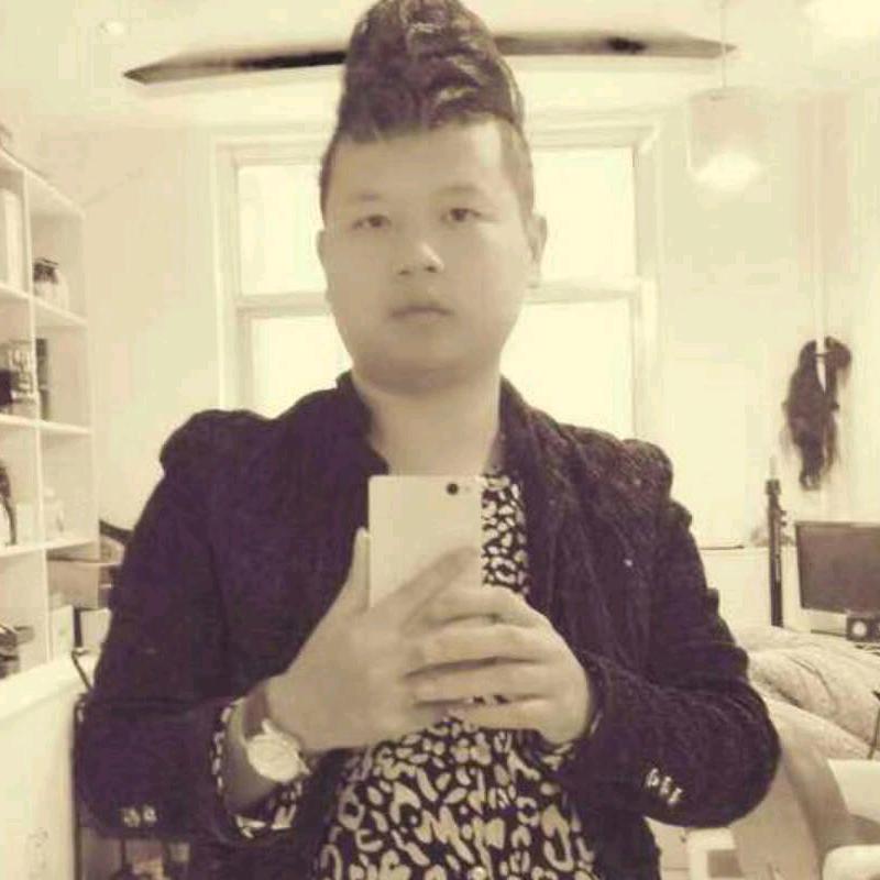 🧚🏻‍♂️এ初吻໌ᮨ给了烟དྷ༗࿐
