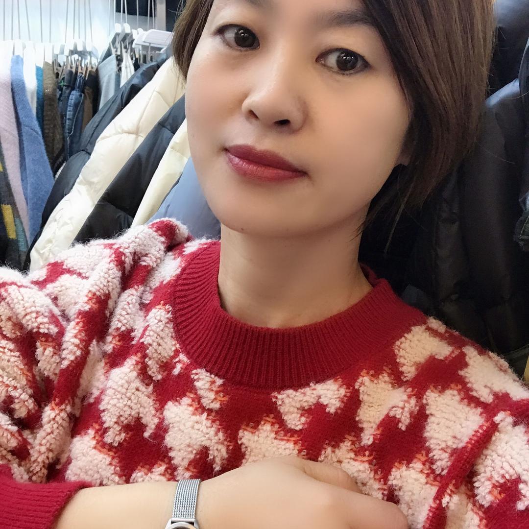 小凡佳服装商行