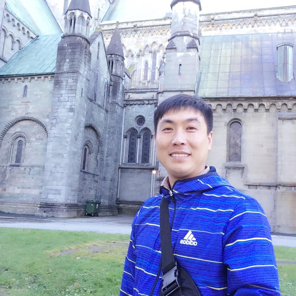 小派爱车普瑞维亚技术工作室