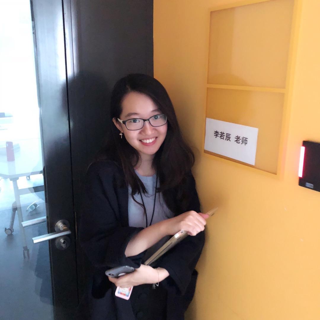 小若老师（北大学姐）