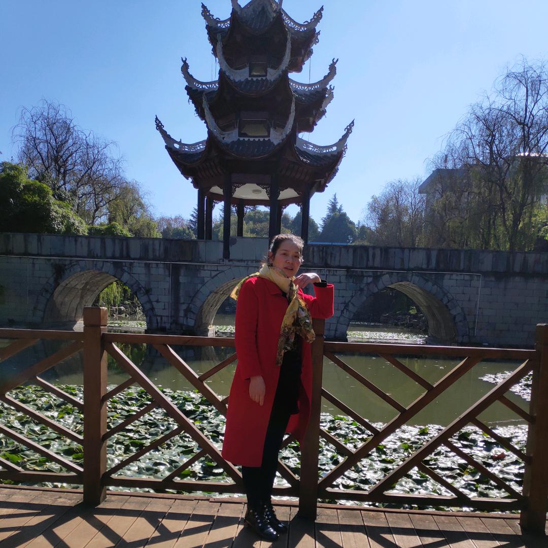 心静自然凉  ～卢文秀