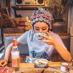 鸡东县戚宝老灶火锅店（个体工商户）