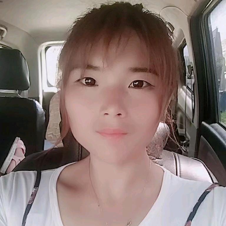 皖皖佰汇童装