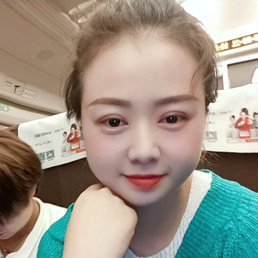 埃琳娜美业-杨莹