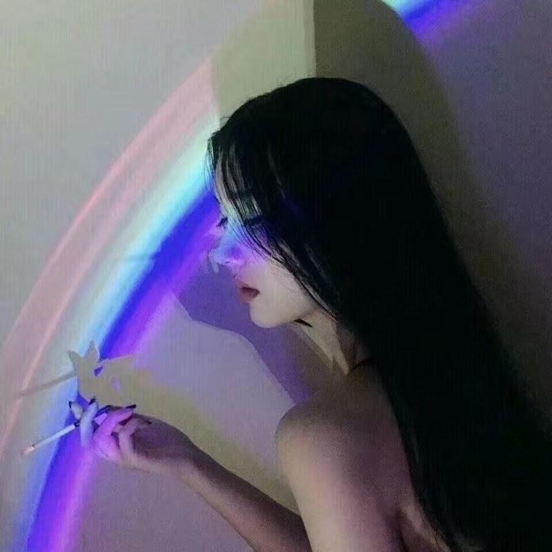 이초정.