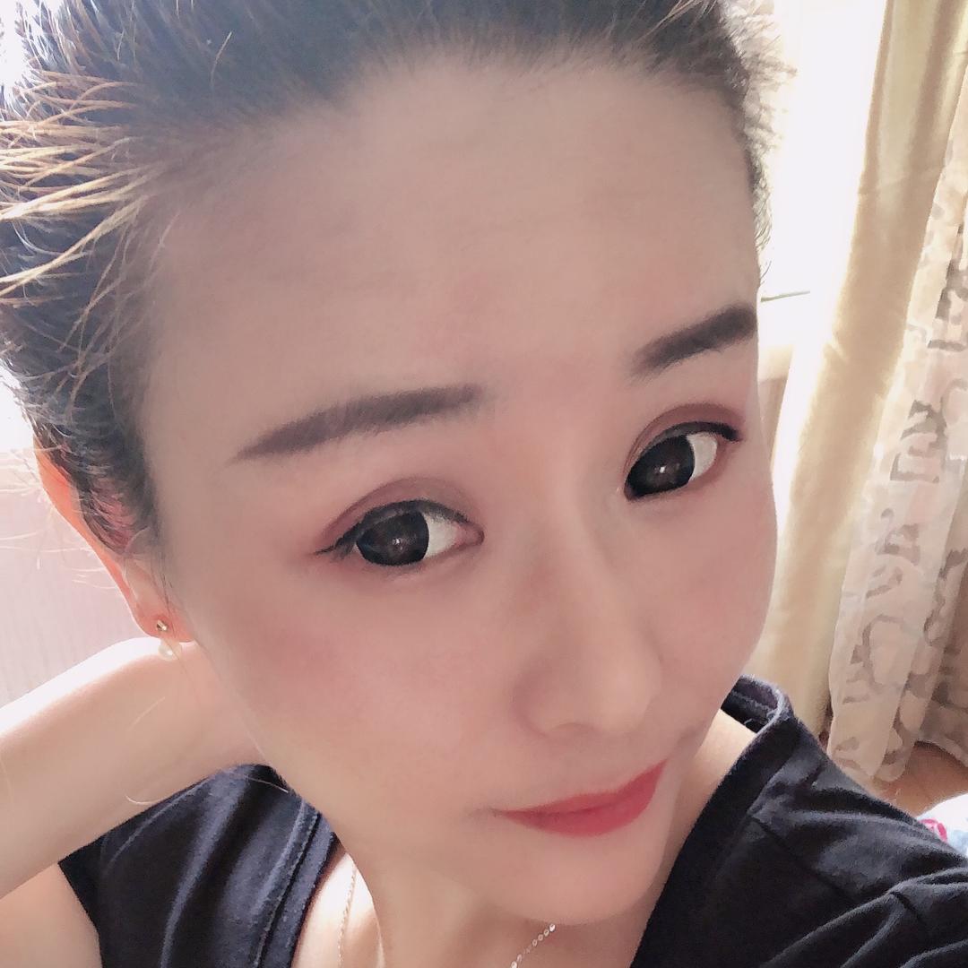王