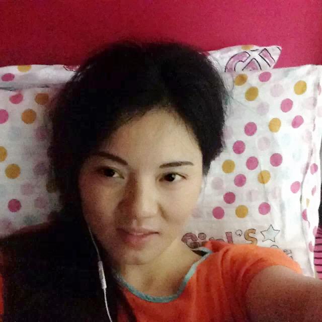 英子