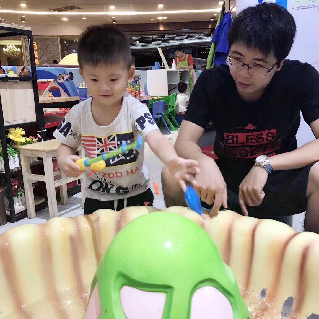 伦