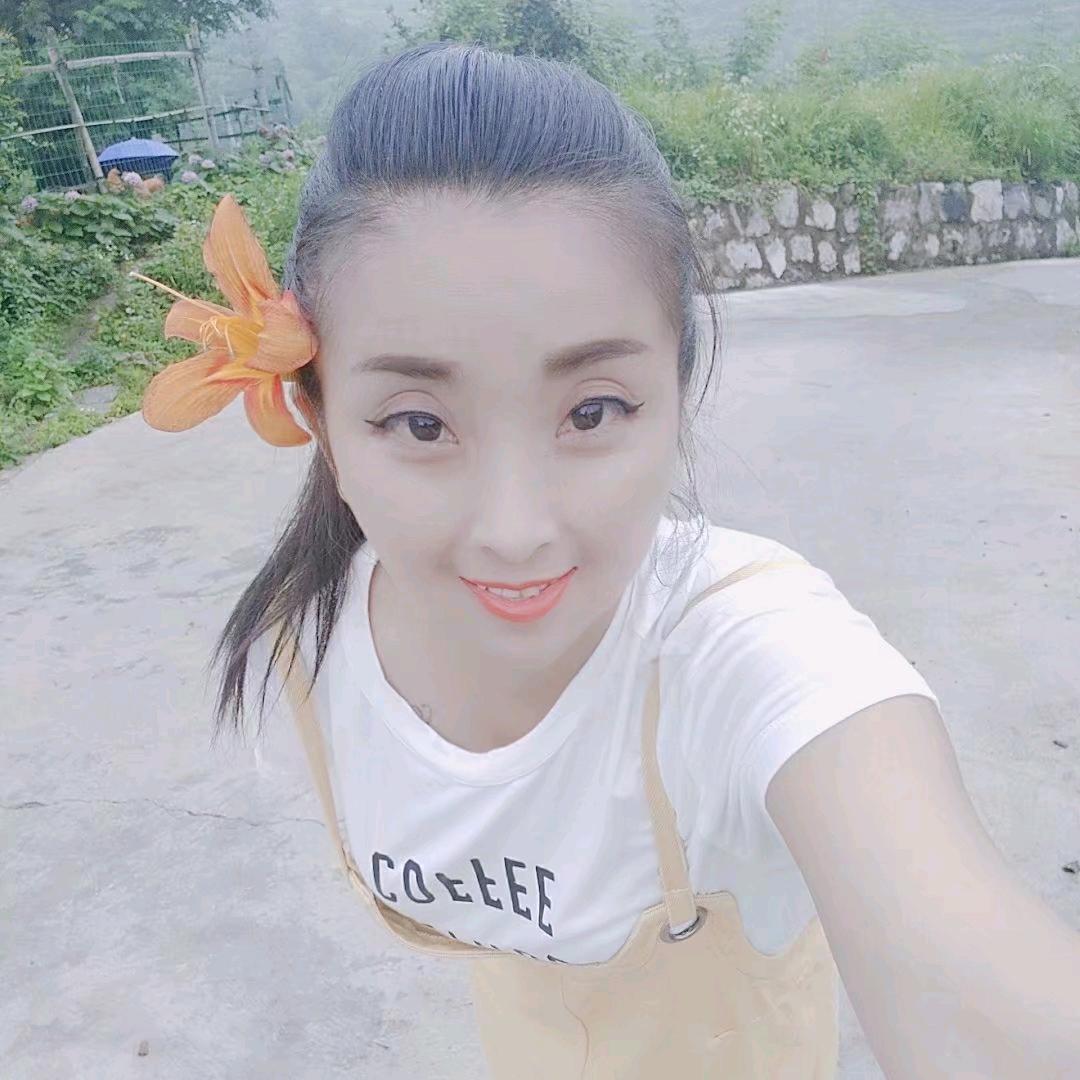 励志佳怡在努力 百货