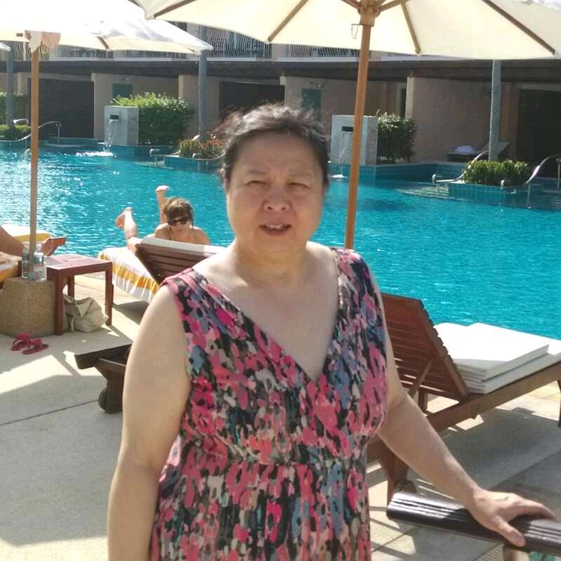 偏翩起舞
