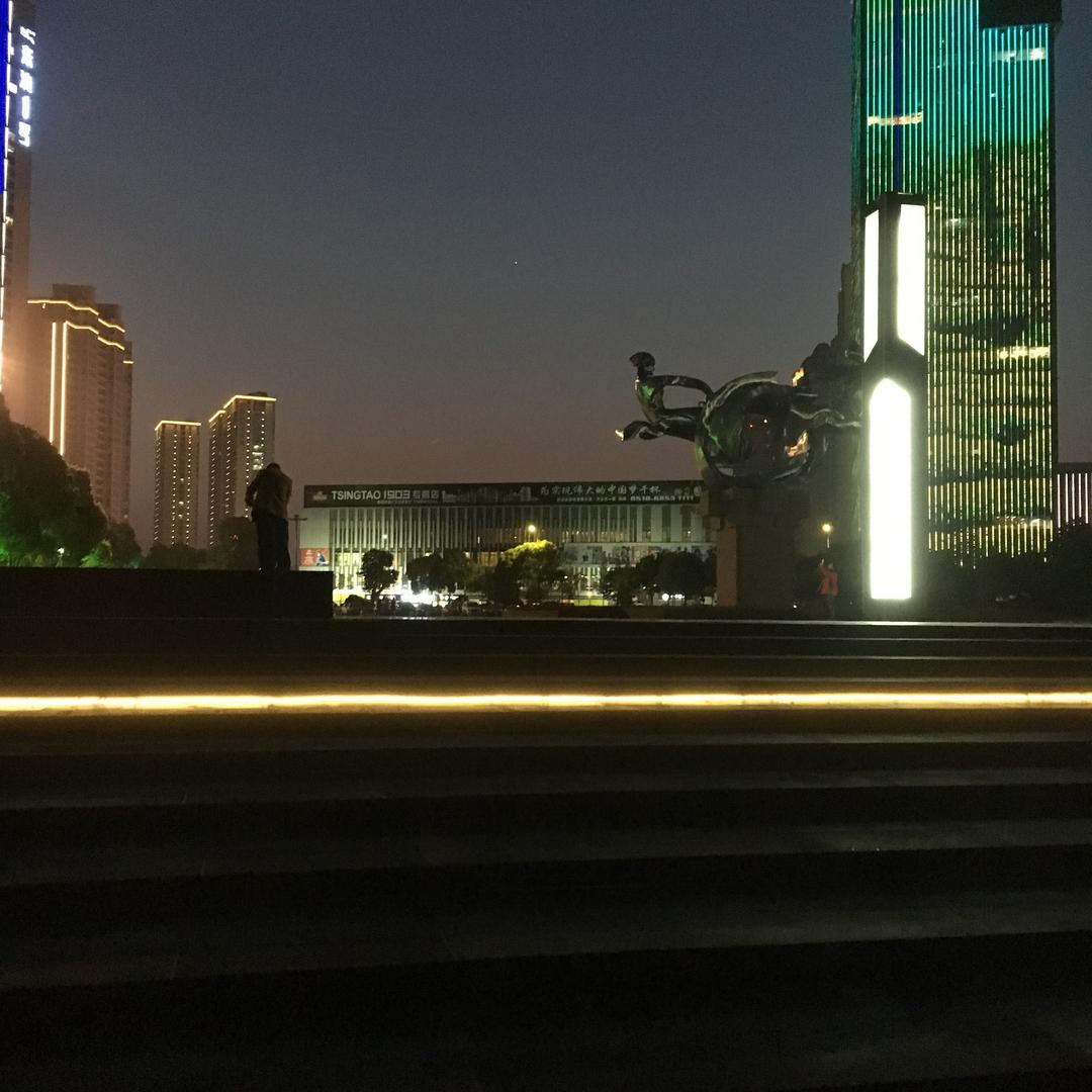 龙吟虎啸
