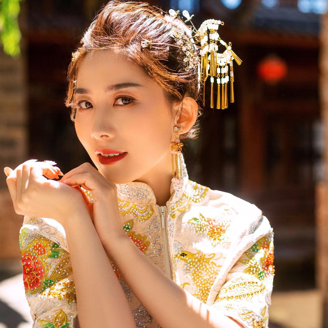 弱水红莲