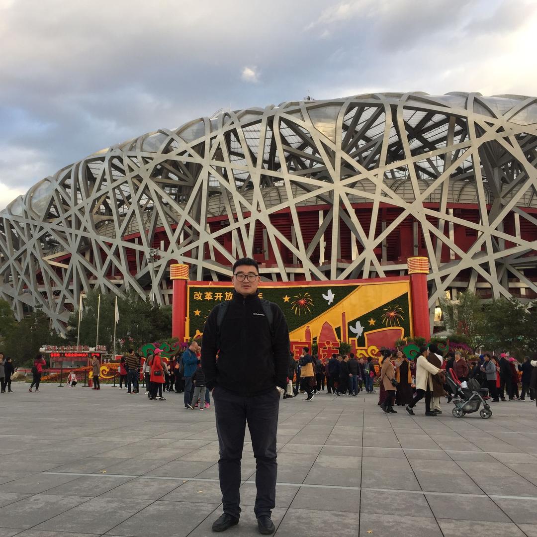 戈壁滩的胡杨