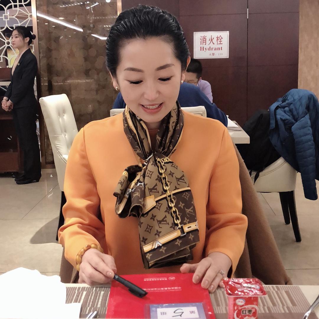 登入服饰