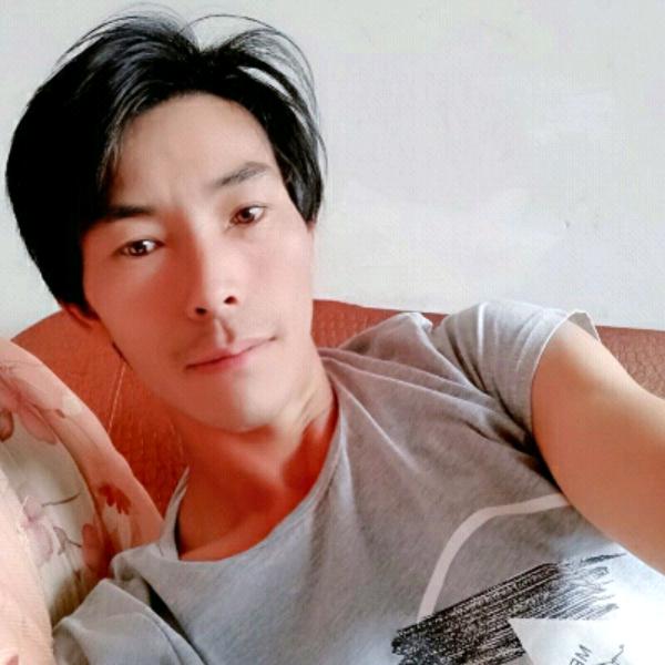 张小木我还单身。