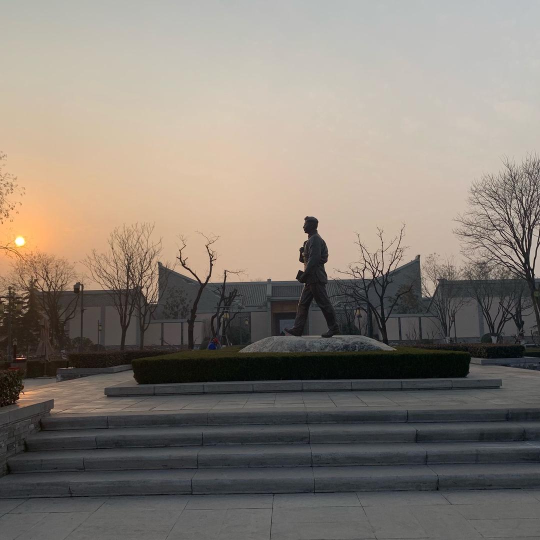 阳光☀️-