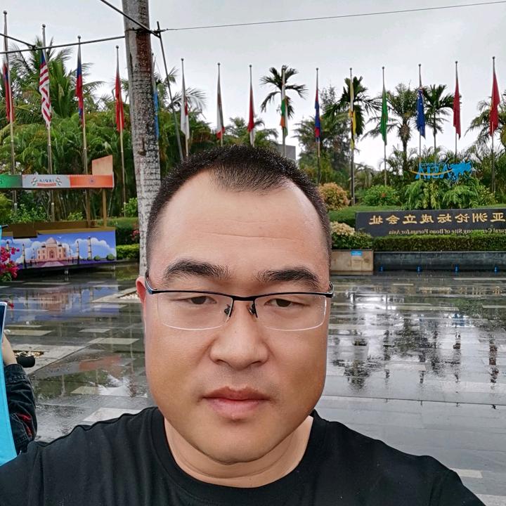 儋州那大虹桥装饰店